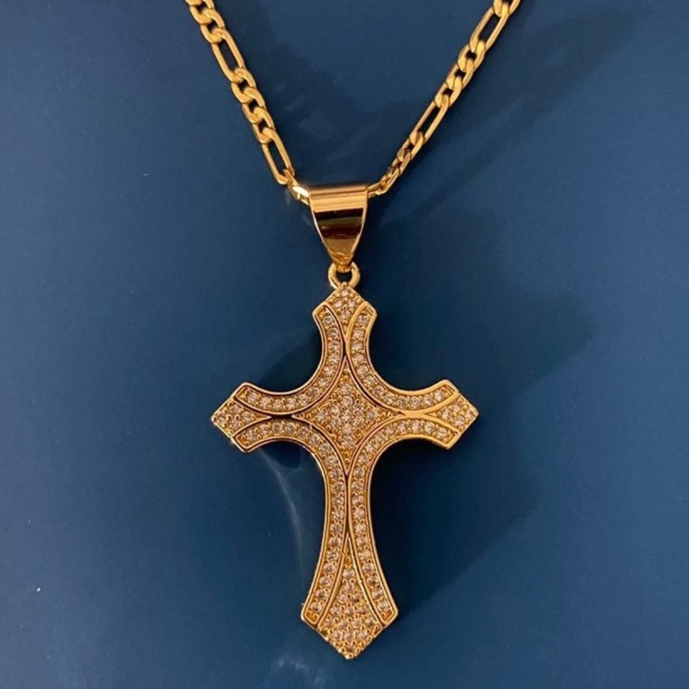 CROSS PENDANT 4